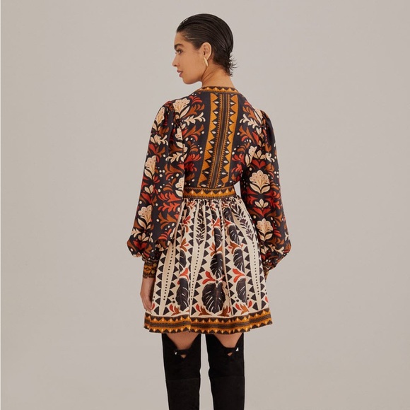 FARMRIO Multicolor Tapestry Garden V
Neck Mini Dress - Picture 8 of 12